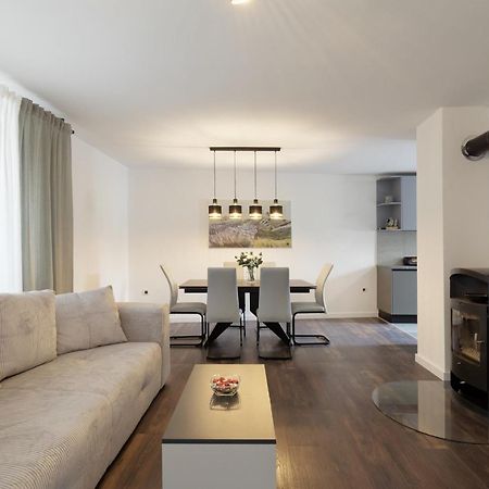 Apartment Larissa By Rent Istria Višnjan Buitenkant foto