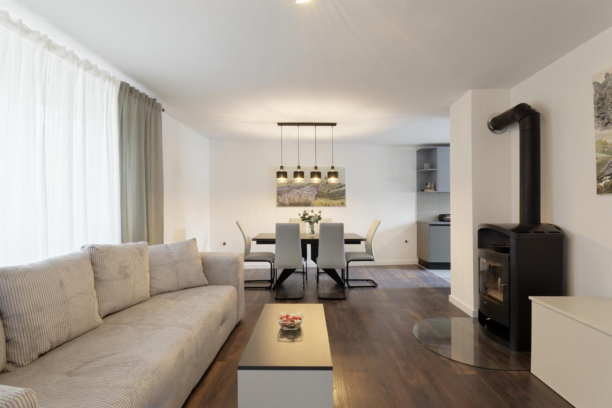 Apartment Larissa By Rent Istria Višnjan Buitenkant foto