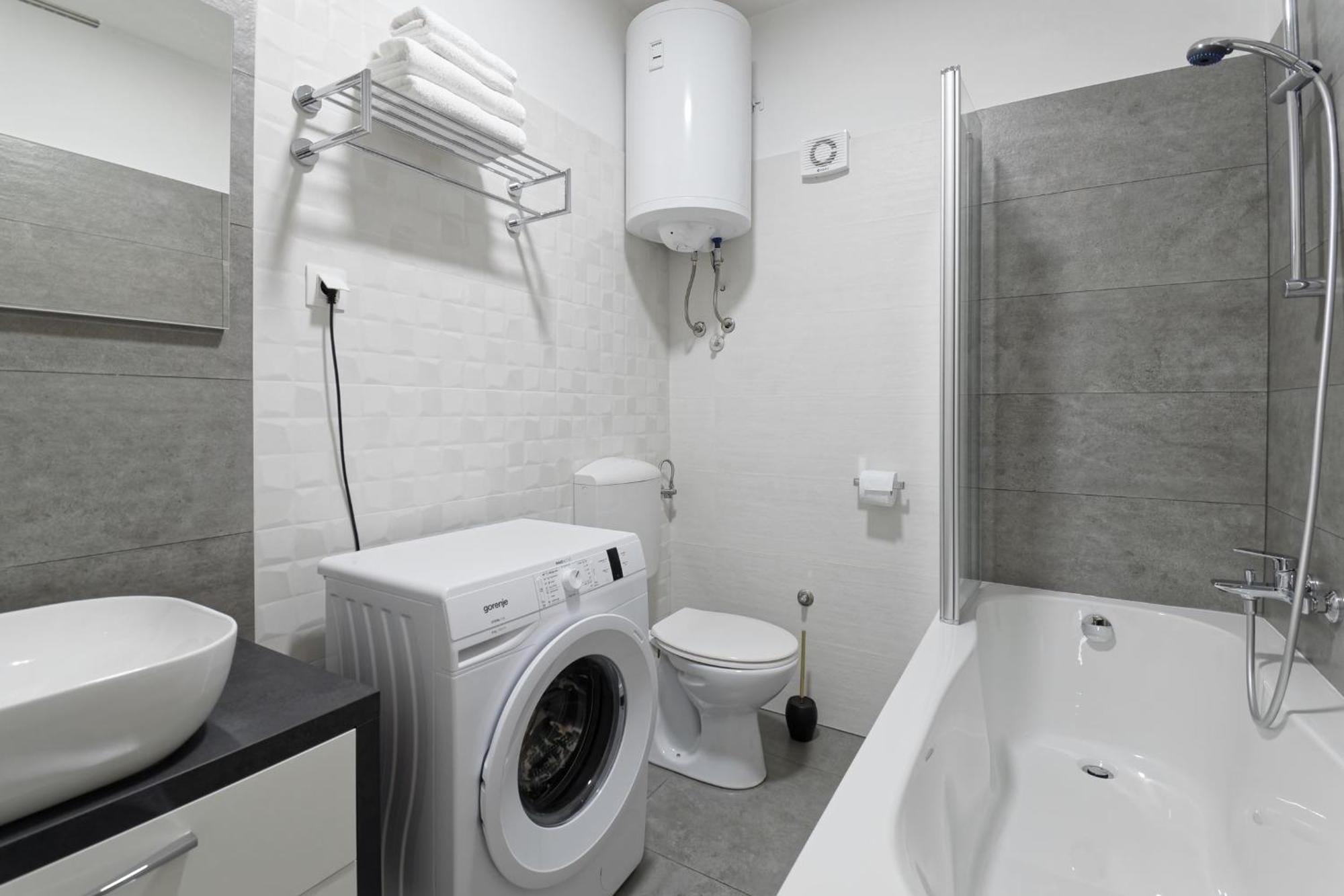 Apartment Larissa By Rent Istria Višnjan Buitenkant foto